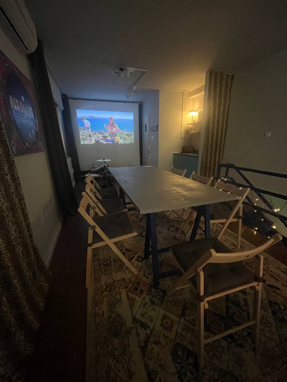 Tea ceremony in the loft